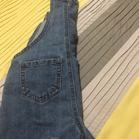 2 outfits size 4 toddlers , overalls and jumpsuit! - Picture 7 of 12